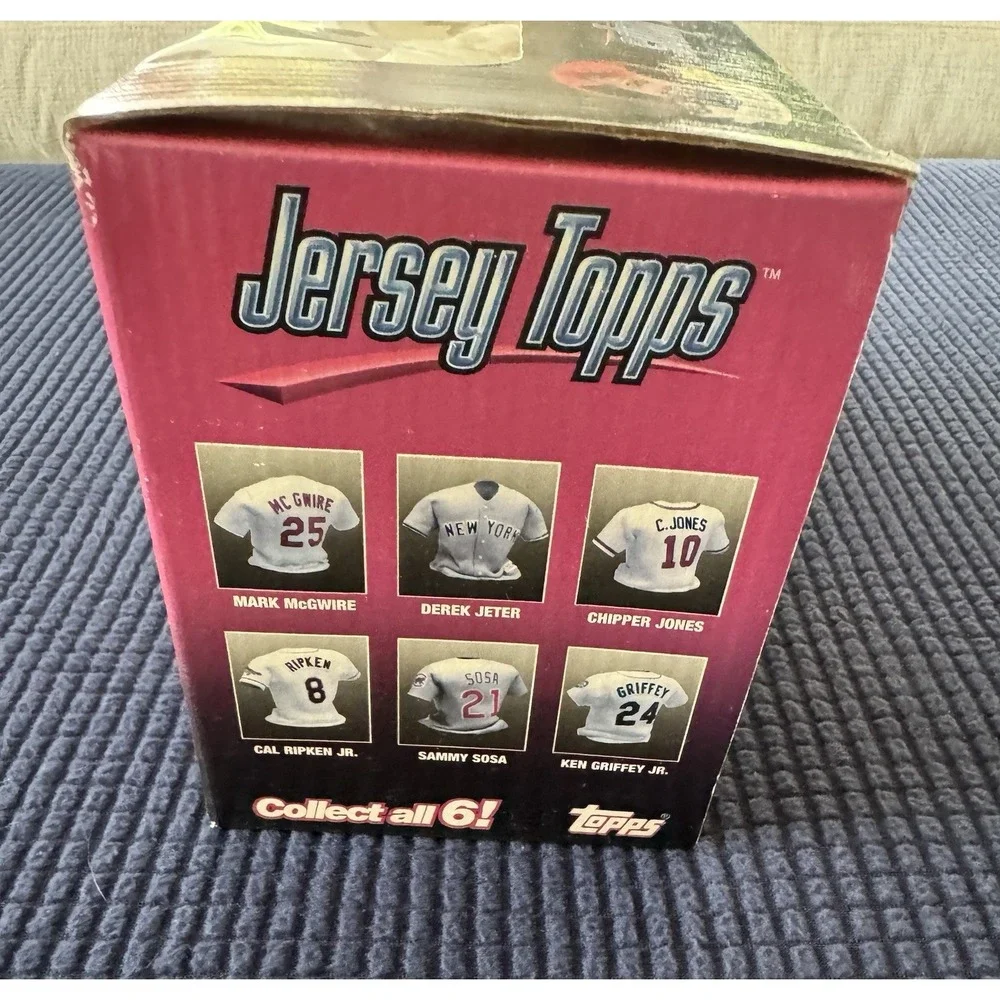 Topps Inaugural Edition Jersey Topps Mark McGwire St. Louis Cardinals 1999 MLB‎ - Picture 2 of 7